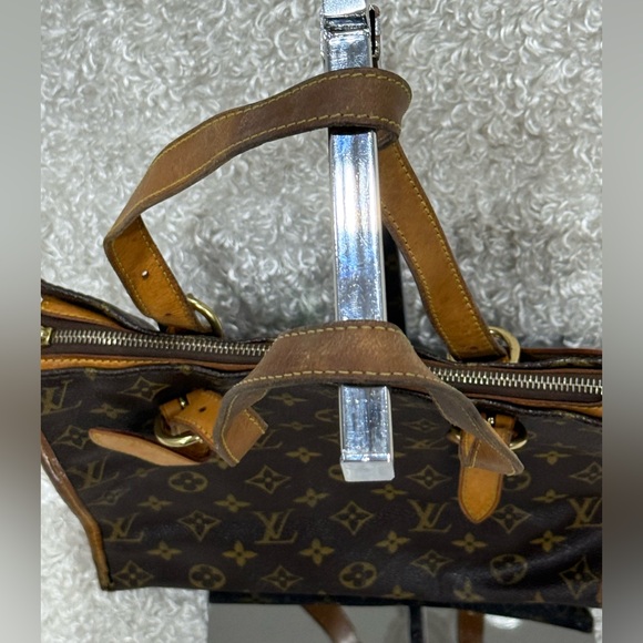 Authentic Vintage LV Popincourt Haut Bag - Picture 3 of 16